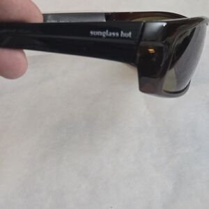 NWT Luxottica Womens Dark Tortoise Shell Sunglasses